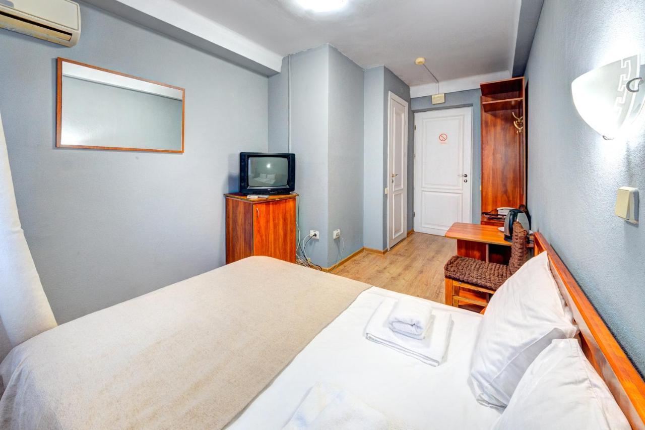 Hotel 7F เคียฟ ภายนอก รูปภาพ